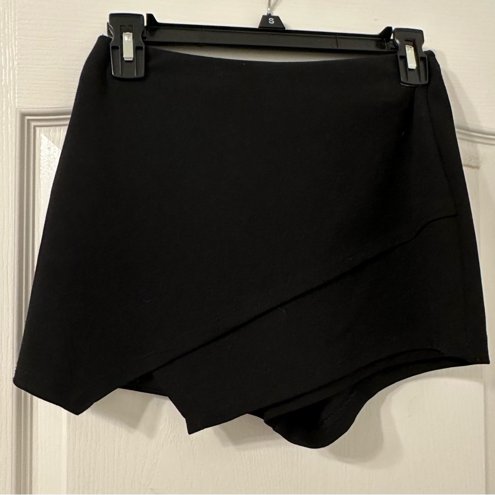 Envelope Skort